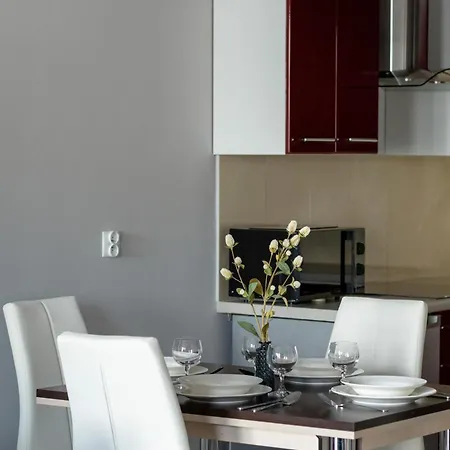 Comfortable With Parking In By Renters Szczecin