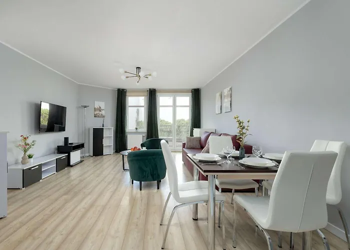 Comfortable With Parking In By Renters Apartment Szczecin